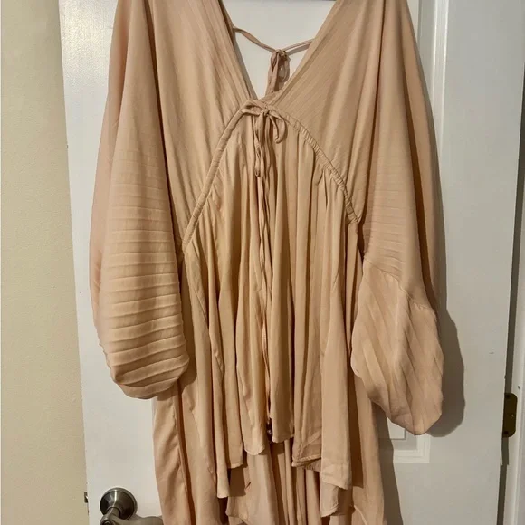 Women’s Free People Arzel Baloon Sleeve Blush Long Sleeve Mini Dress - Picture 4 of 8